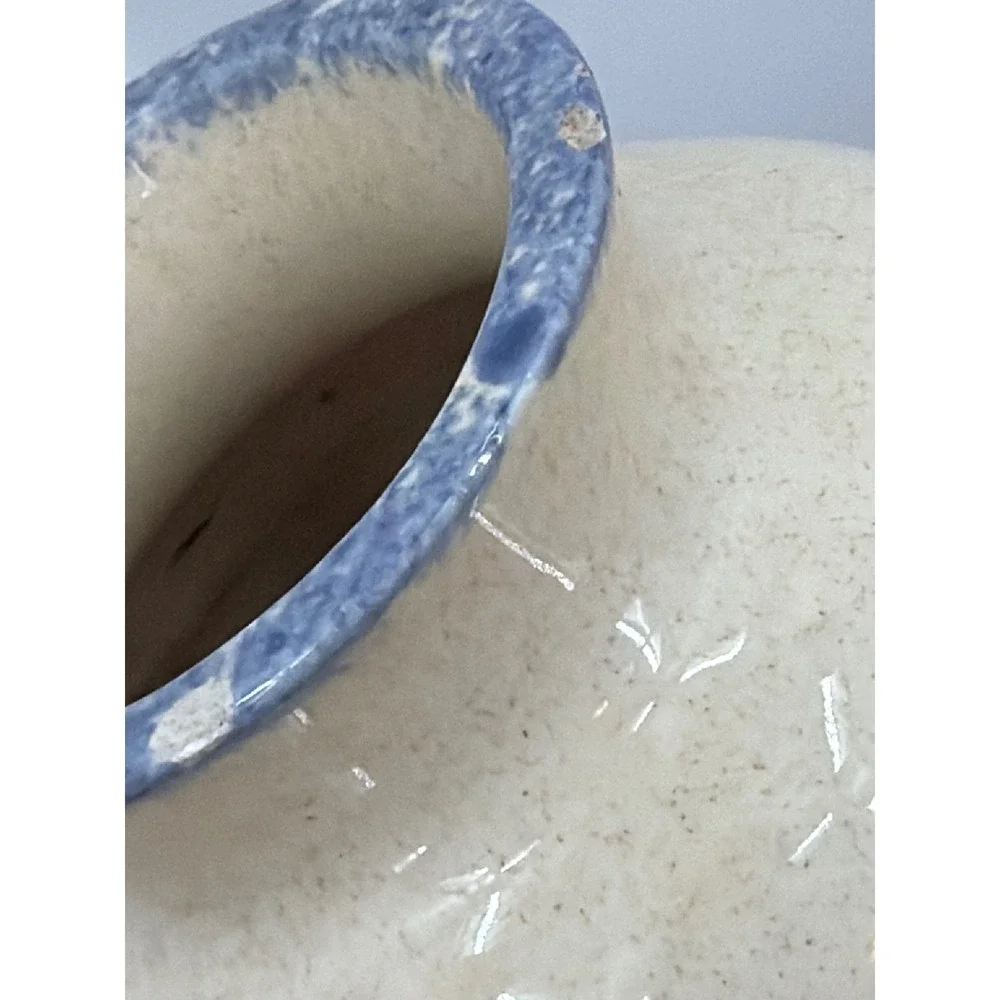 Vintage Hand Painted Blueberry Stoneware Pottery Vase Blue Sponged Rim 6 Inch